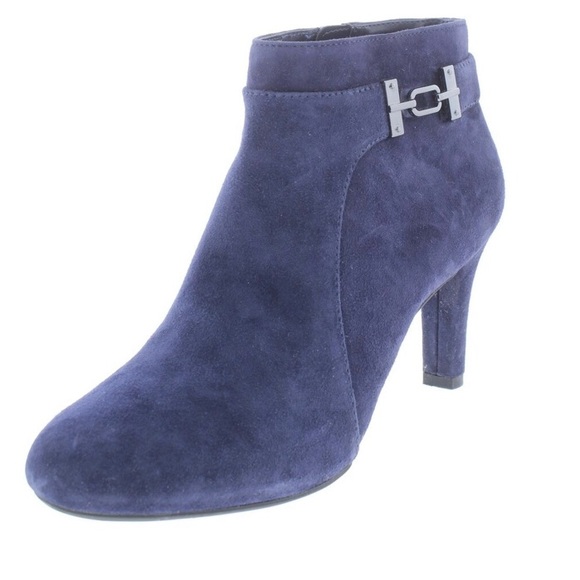 Bandolino Shoes - Bandolino blue suede boooties